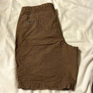 Women’s Columbia sportswear company shorts size 8 with 8 inch inseam 100% cotton